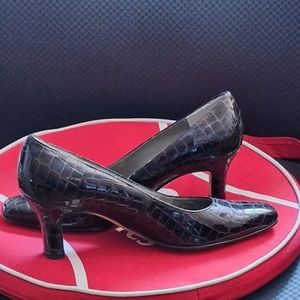 54. Vintage Ros Hommerson Alligator Womem Shoes